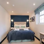 Spen Lane Apartments, Centre * York
